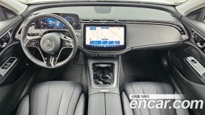 Mercedes-Benz E-Class E220d 4MATIC Exclusive 2025 года из Южной Кореи