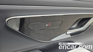 Mercedes-Benz E-Class E220d 4MATIC Exclusive 2025 года из Южной Кореи