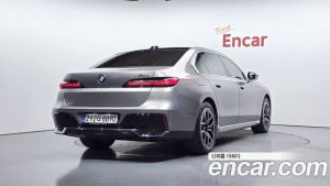 BMW 7-Series 740i sDrive M Sport 2023 года из Южной Кореи