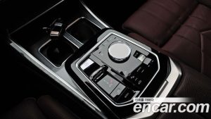 BMW 7-Series 740i sDrive M Sport 2023 года из Южной Кореи
