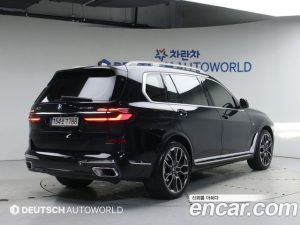 BMW X7 xDrive 40i M Sport 6 2024 года из Южной Кореи