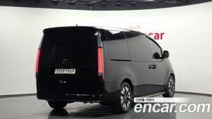 Hyundai Staria L3.5 Lounge 9-Seater 2024 года из Южной Кореи