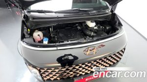 Hyundai Staria L3.5 Lounge 9-Seater 2024 года из Южной Кореи