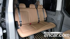 Hyundai Staria L3.5 Lounge 9-Seater 2024 года из Южной Кореи
