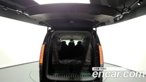 Hyundai Staria L3.5 Lounge 9-Seater 2024 года из Южной Кореи