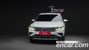 Volkswagen Tiguan 2.0 TDI Prestige 2022 года из Южной Кореи