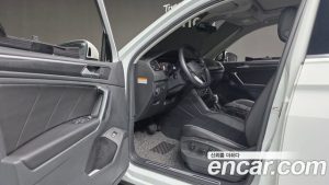 Volkswagen Tiguan 2.0 TDI Prestige 2022 года из Южной Кореи
