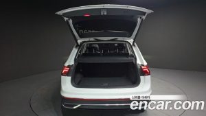 Volkswagen Tiguan 2.0 TDI Prestige 2022 года из Южной Кореи