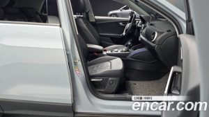 Audi Q2 35 TDI 2023 года из Южной Кореи