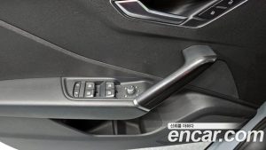 Audi Q2 35 TDI 2023 года из Южной Кореи