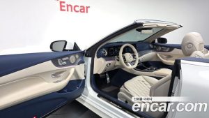 Mercedes-Benz E-Class E450 4MATIC Cabriolet 2023 года из Южной Кореи