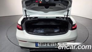 Mercedes-Benz E-Class E450 4MATIC Cabriolet 2023 года из Южной Кореи