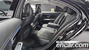 Mercedes-Benz E-Class E200 Avantgarde 2025 года из Южной Кореи