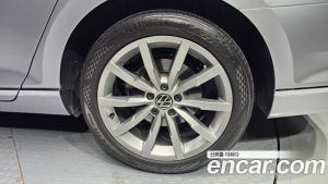 Volkswagen Passat 2.0 TDI Prestige 2022 года из Южной Кореи