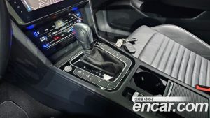 Volkswagen Passat 2.0 TDI Prestige 2022 года из Южной Кореи