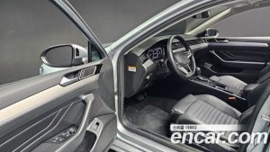Volkswagen Passat 2.0 TDI Prestige 2022 года из Южной Кореи