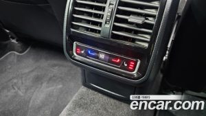 Volkswagen Passat 2.0 TDI Prestige 2022 года из Южной Кореи