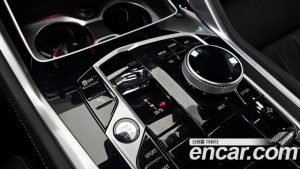 BMW X6 xDrive40i M Sport 2025 года из Южной Кореи