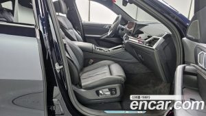 BMW X6 xDrive40i M Sport 2025 года из Южной Кореи