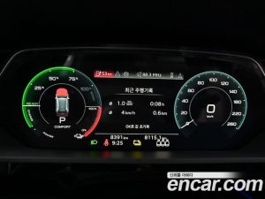 Audi Q8 e-tron 55 4WD 2024 года из Южной Кореи