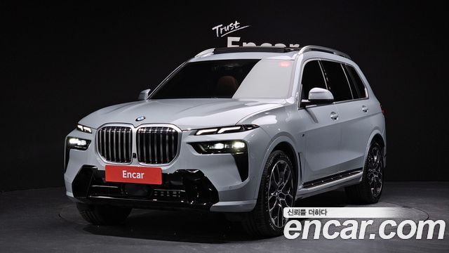 BMW X7 xDrive 40i M Sport 7-Seater 2024 года из Кореи