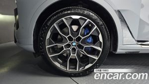 BMW X7 xDrive 40i M Sport 7-Seater 2024 года из Южной Кореи
