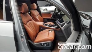 BMW X7 xDrive 40i M Sport 7-Seater 2024 года из Южной Кореи