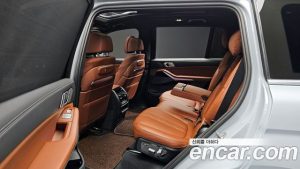 BMW X7 xDrive 40i M Sport 7-Seater 2024 года из Южной Кореи