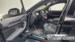 BMW X4 xDrive20i M Sport PRO 2025 года из Южной Кореи