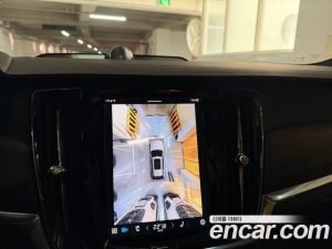 Volvo V90 B5 ULTIMATE AWD 2024 года из Южной Кореи