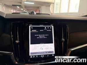 Volvo V90 B5 ULTIMATE AWD 2024 года из Южной Кореи
