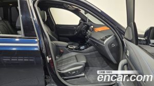 BMW iX3 M Sport 2025 года из Южной Кореи