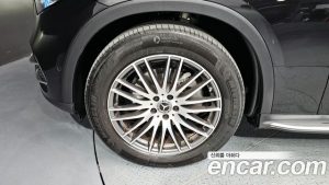 Mercedes-Benz GLC-Class GLC300 4MATIC Avantgarde 2025 года из Южной Кореи
