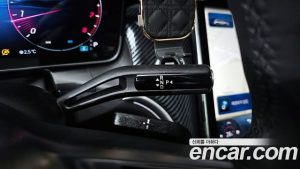 Mercedes-Benz GLC-Class GLC300 4MATIC Avantgarde 2025 года из Южной Кореи
