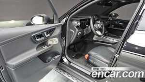 Mercedes-Benz GLC-Class GLC300 4MATIC Avantgarde 2025 года из Южной Кореи