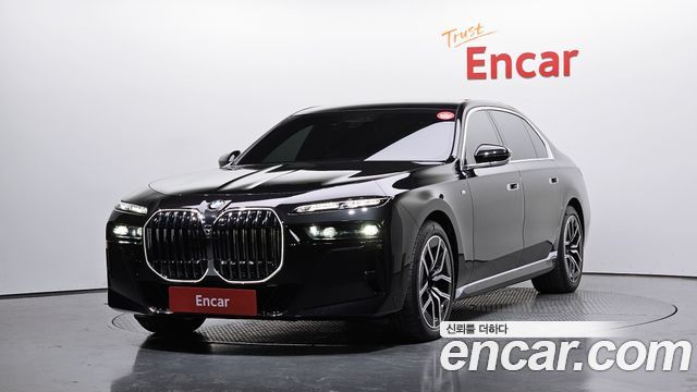 BMW 7-Series 740i sDrive M Sport 2023 года из Кореи