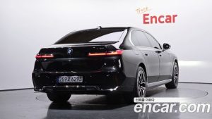 BMW 7-Series 740i sDrive M Sport 2023 года из Южной Кореи