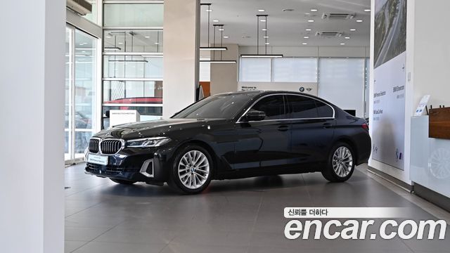 BMW 5-Series 520i Luxury 2023 года из Кореи