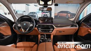 BMW 5-Series 520i Luxury 2023 года из Южной Кореи