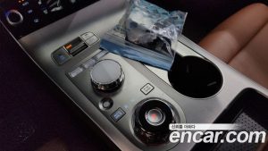 Genesis GV70 2.5T Бензин AWD 2025 года из Южной Кореи