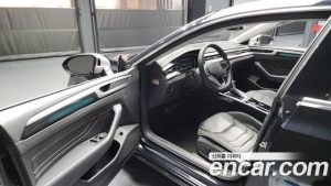 Volkswagen Arteon 2.0 TDI Prestige 2023 года из Южной Кореи