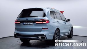 BMW X7 xDrive 40i M Sport 6 2024 года из Южной Кореи