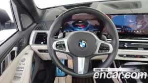 BMW X7 xDrive 40i M Sport 6 2024 года из Южной Кореи