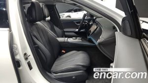 Mercedes-Benz E-Class E200 Avantgarde 2025 года из Южной Кореи