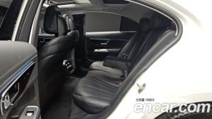 Mercedes-Benz E-Class E200 Avantgarde 2025 года из Южной Кореи