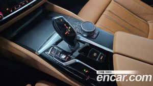 BMW 5-Series 520i M Sport 2023 года из Южной Кореи