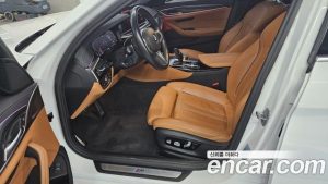 BMW 5-Series 520i M Sport 2023 года из Южной Кореи