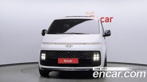 Hyundai Staria 4WD Lounge 9-Seater 2025 года из Южной Кореи