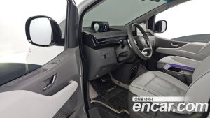 Hyundai Staria 4WD Lounge 9-Seater 2025 года из Южной Кореи
