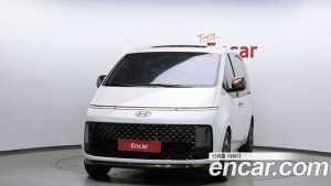 Hyundai Staria 4WD Lounge 9-Seater 2025 года из Южной Кореи